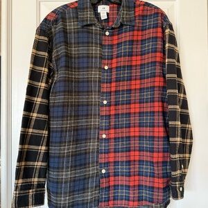 H&M Men's Red and Blue Plaid Button Down Shirt
